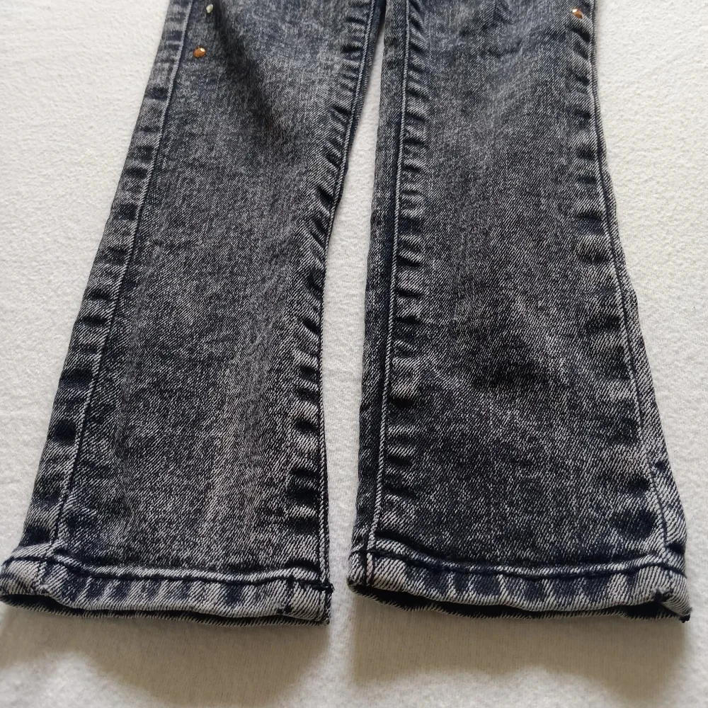 H&M Sz 3-4T Gray Skinny Jeans with Distressed Pattern Re